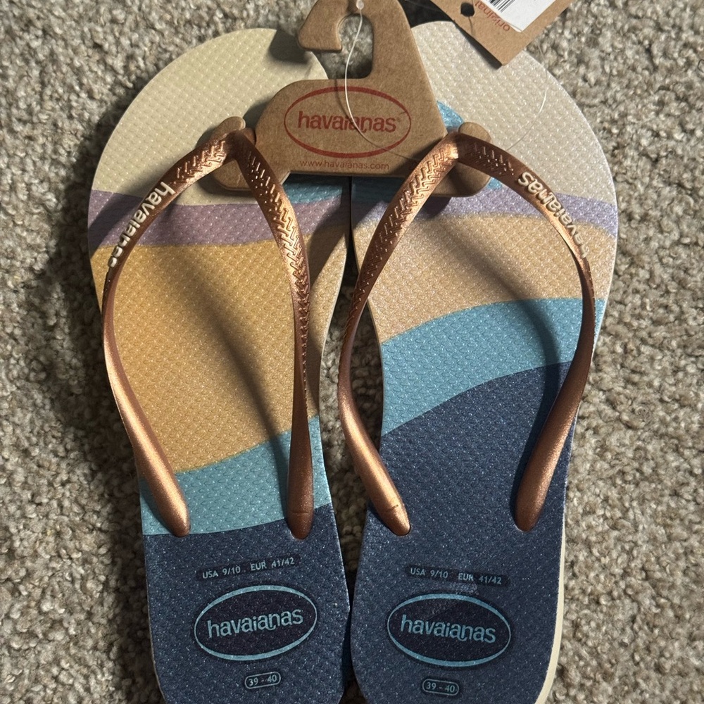 Havaianas Blue and Tan Flip Flops